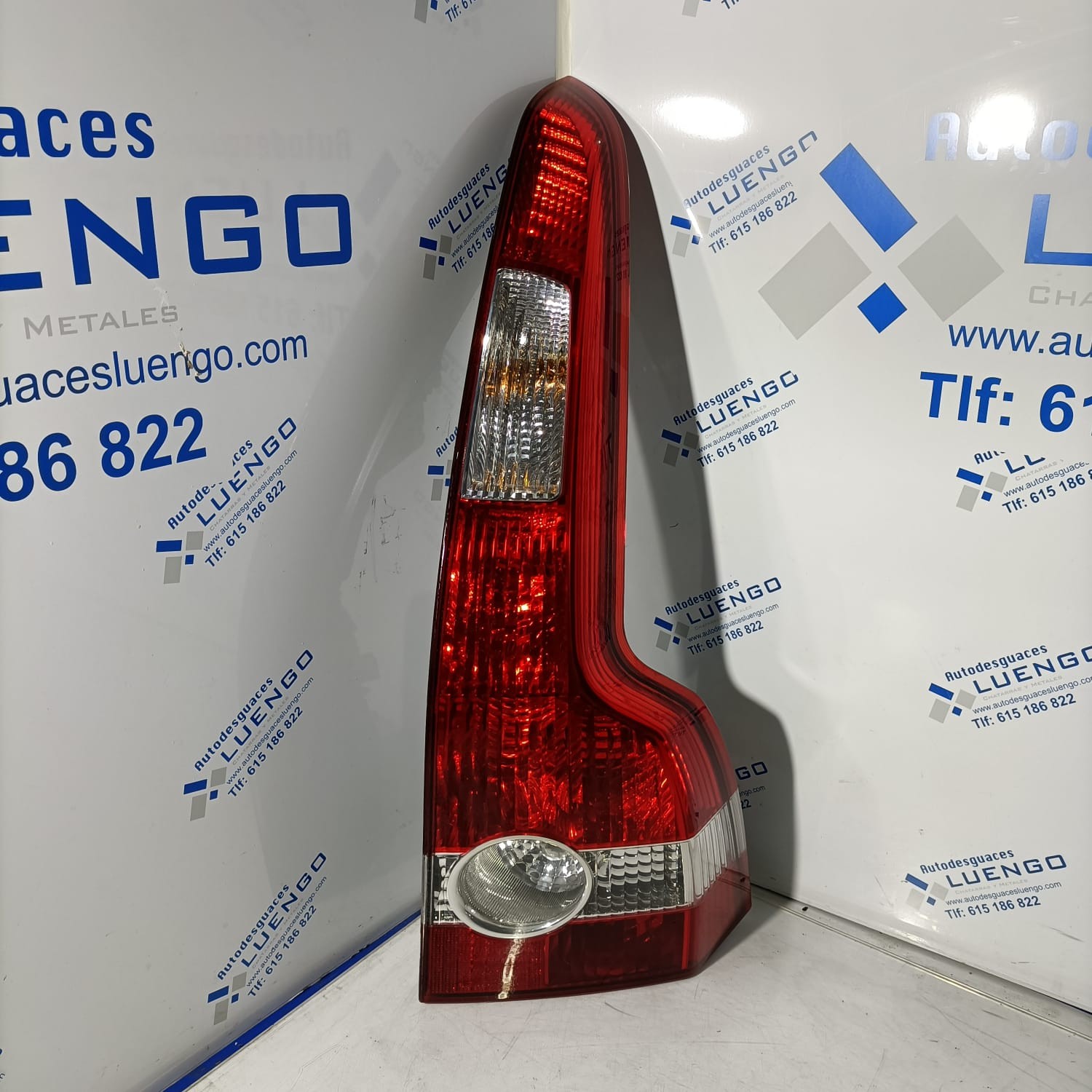 Piloto trasero derecho Volvo V50 2005