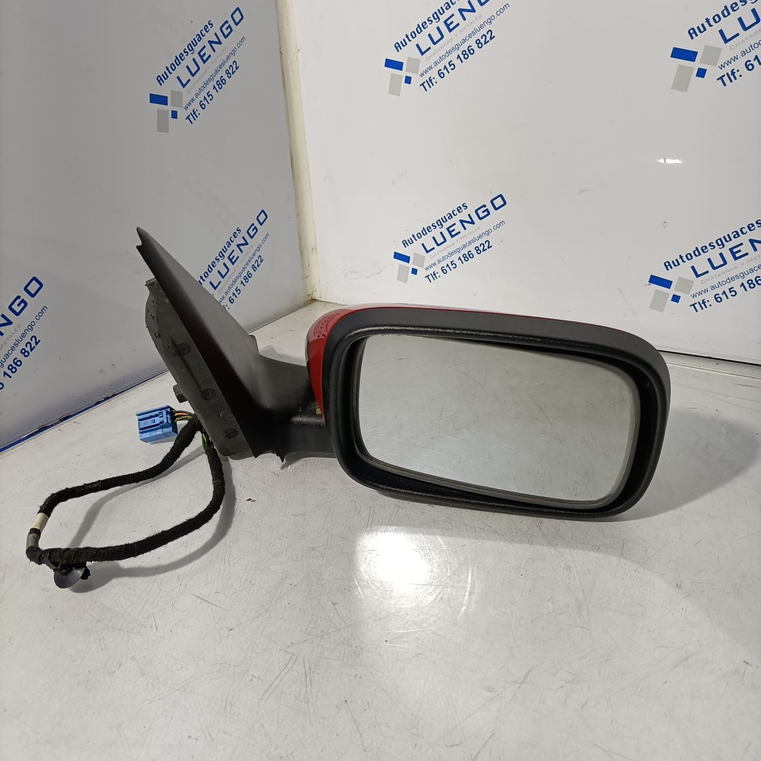 Retrovisor derecho Volvo V50 2005