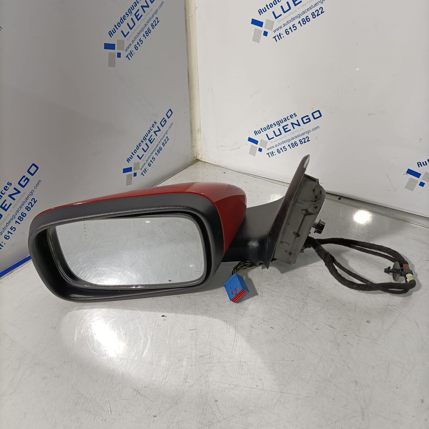 Retrovisor izquierdo Volvo V50 2005