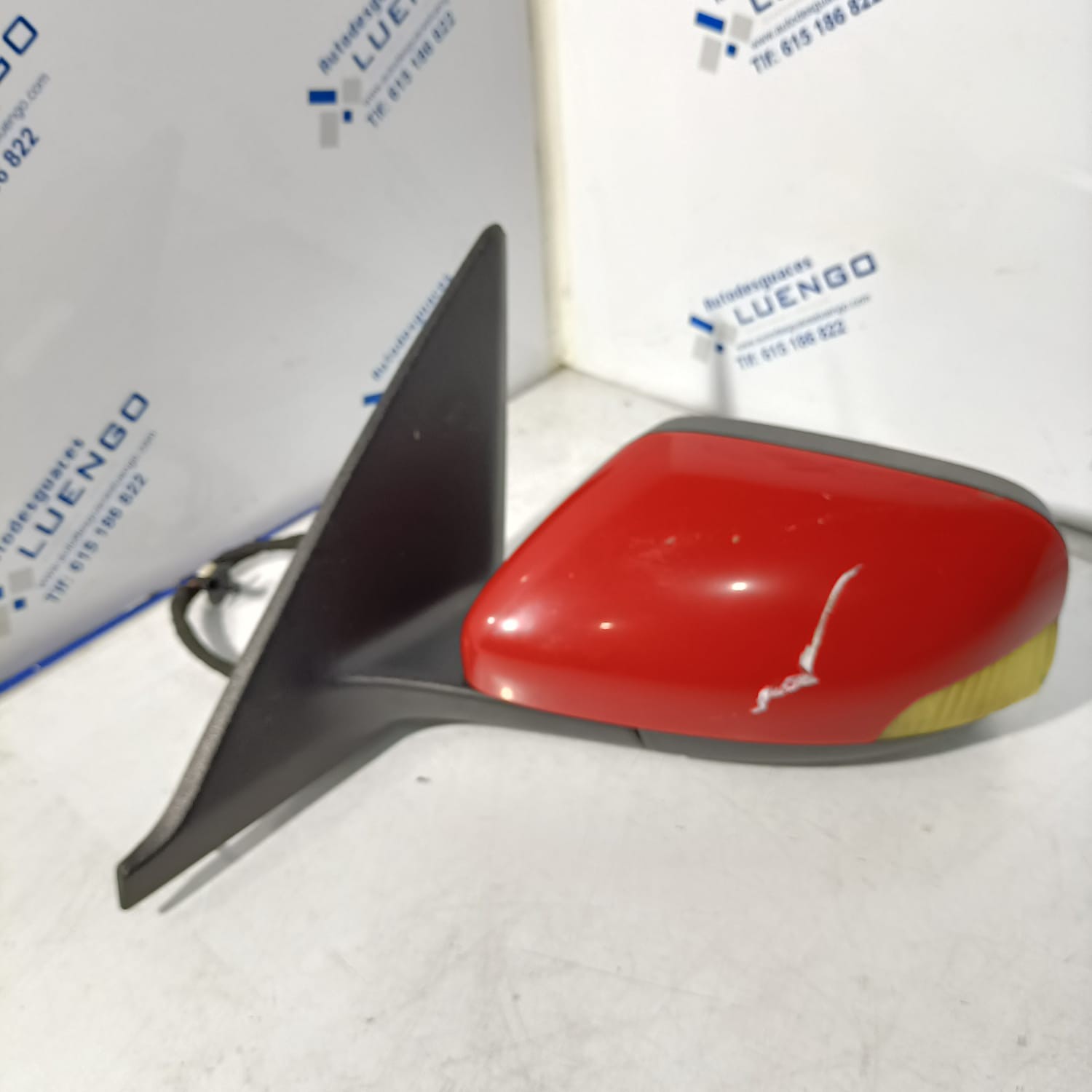 Retrovisor izquierdo Volvo V50 2005