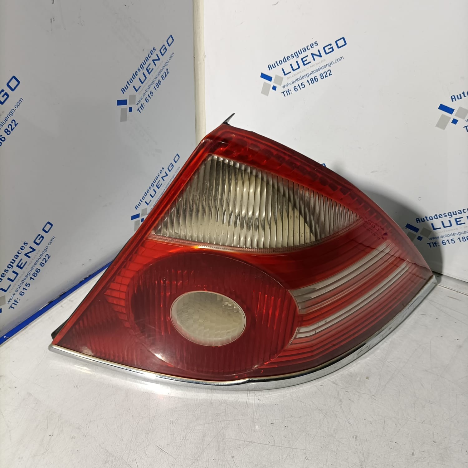 Piloto trasero derecho Ford Mondeo 2005