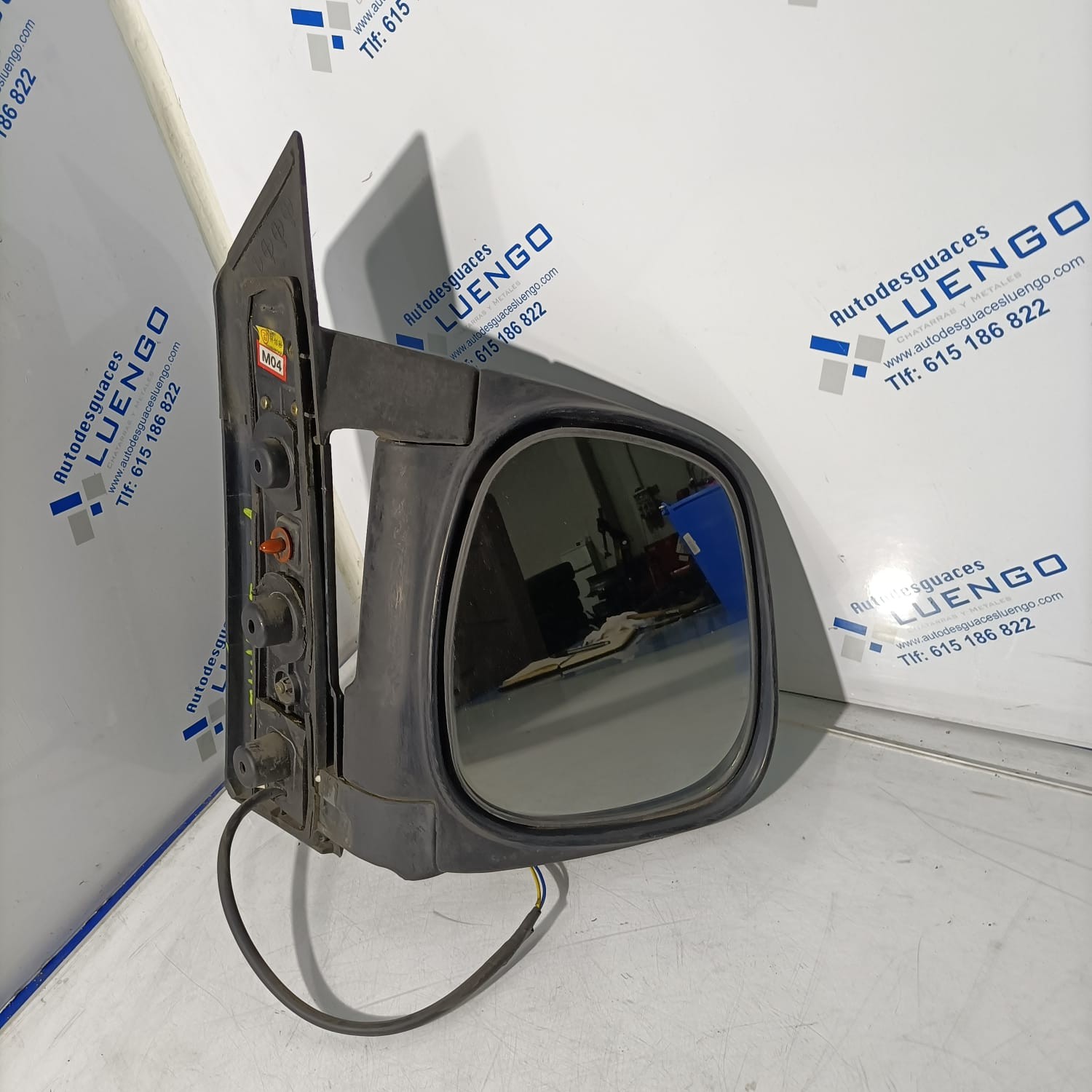 Retrovisor derecho Hyundai H1 2001