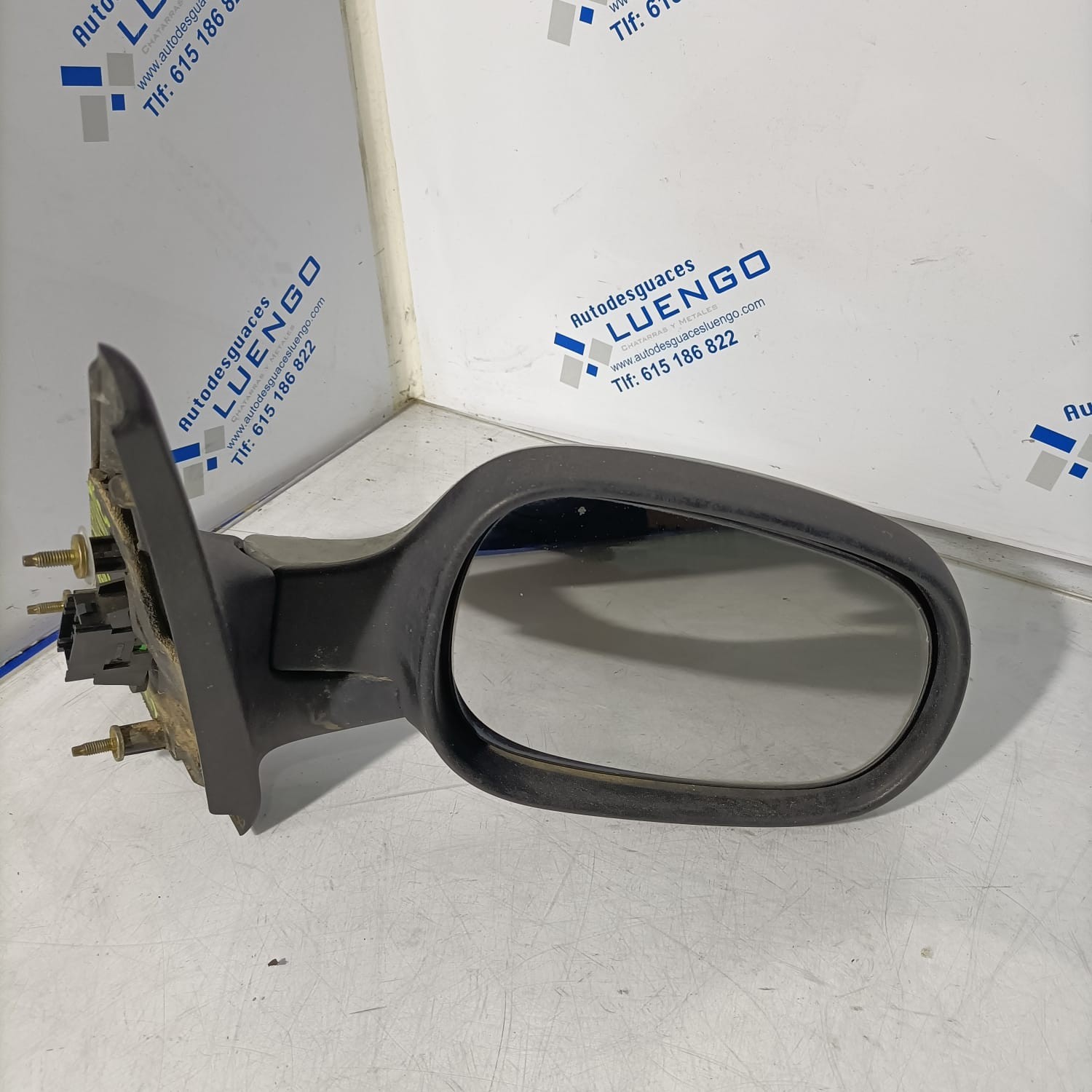 Retrovisor derecho Renault Megane 2002