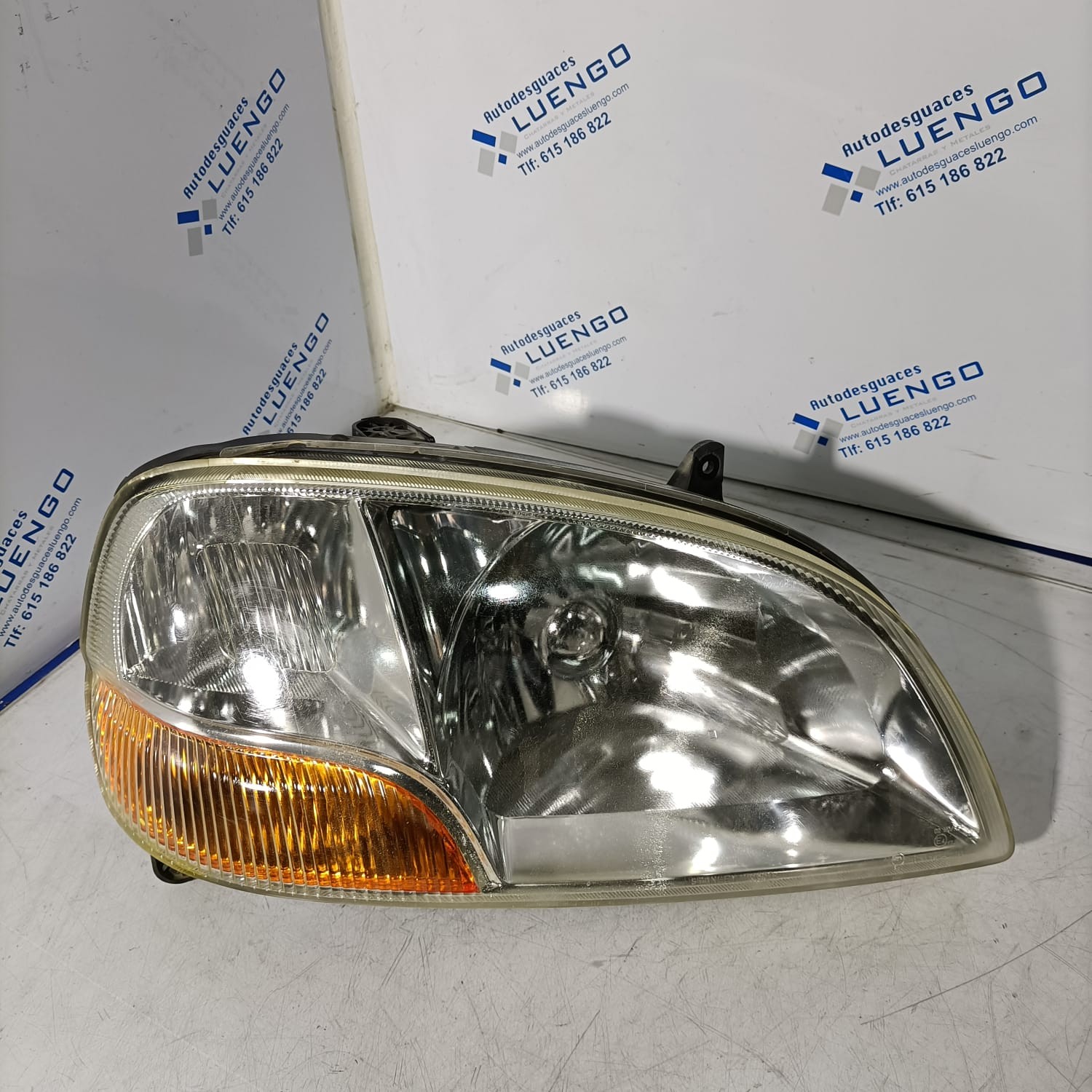 Faro delantero izquierdo Suzuki Ignis 2001