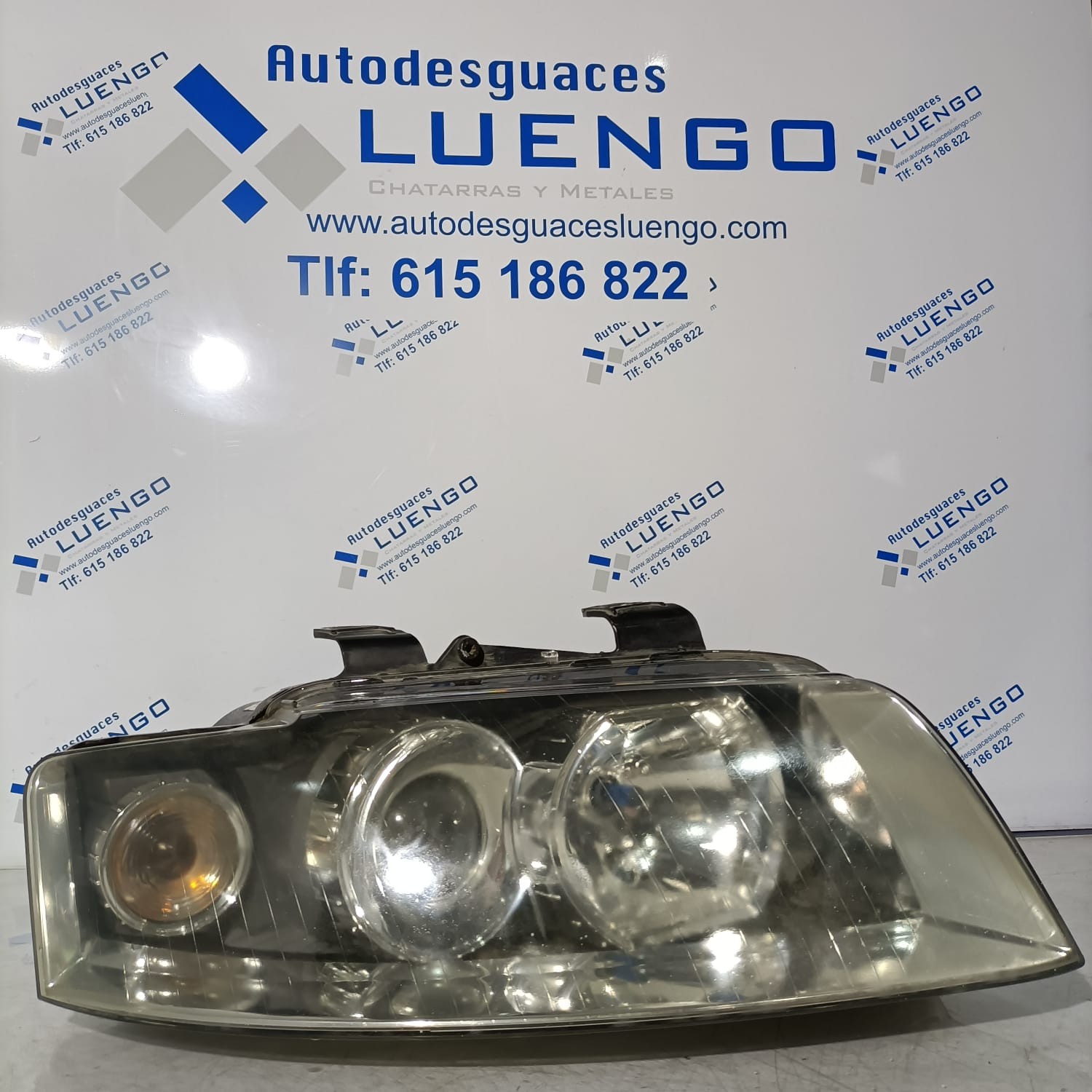 Faro delantero derecho Audi A4 2005