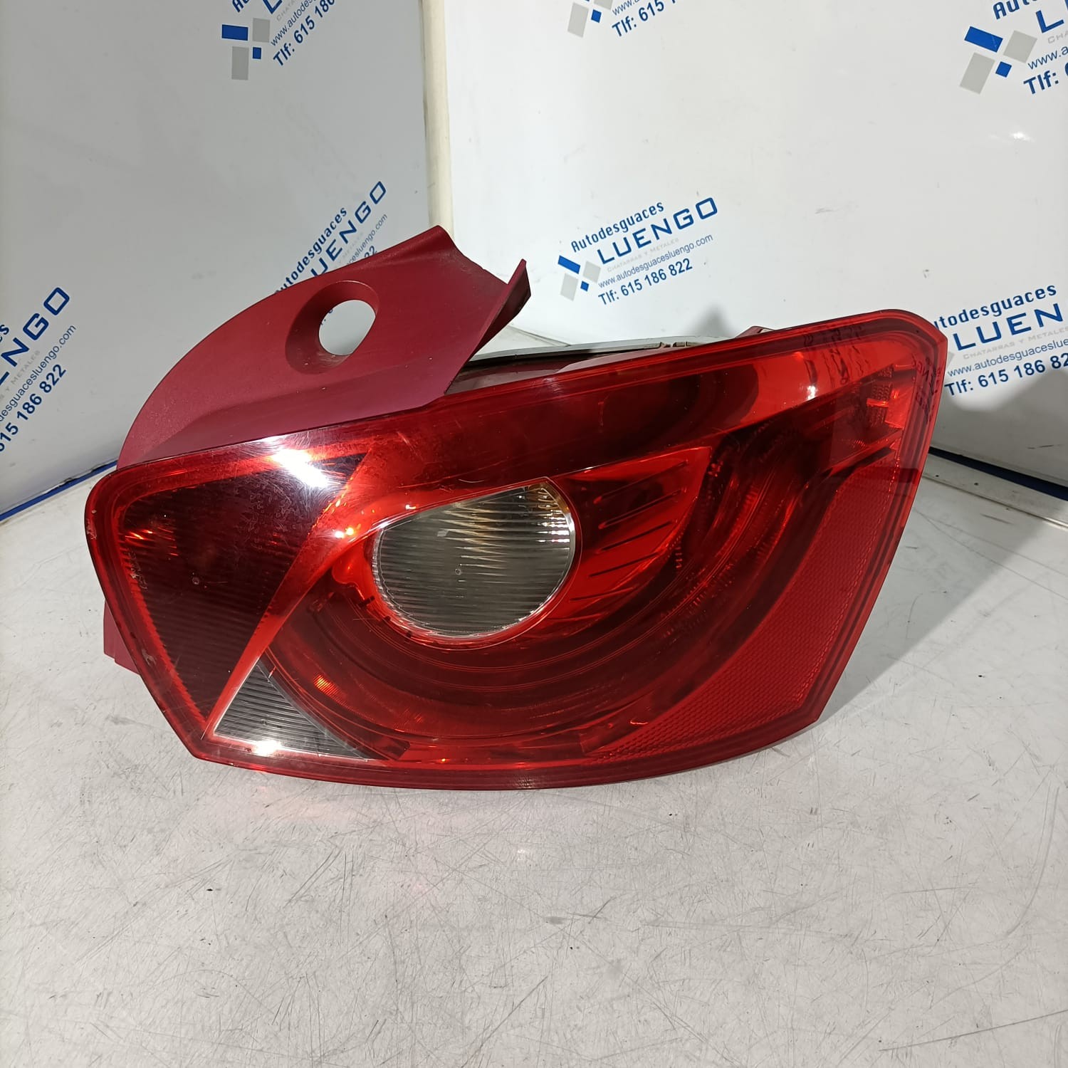 Piloto trasero derecho Seat Ibiza 2011