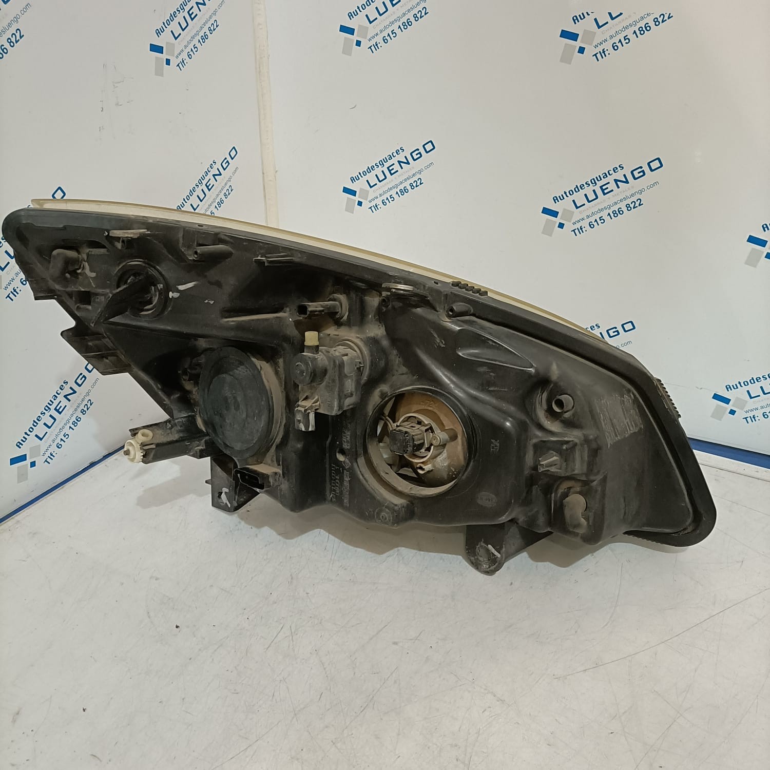 Faro delantero izquierdo Renault Scenic 2005