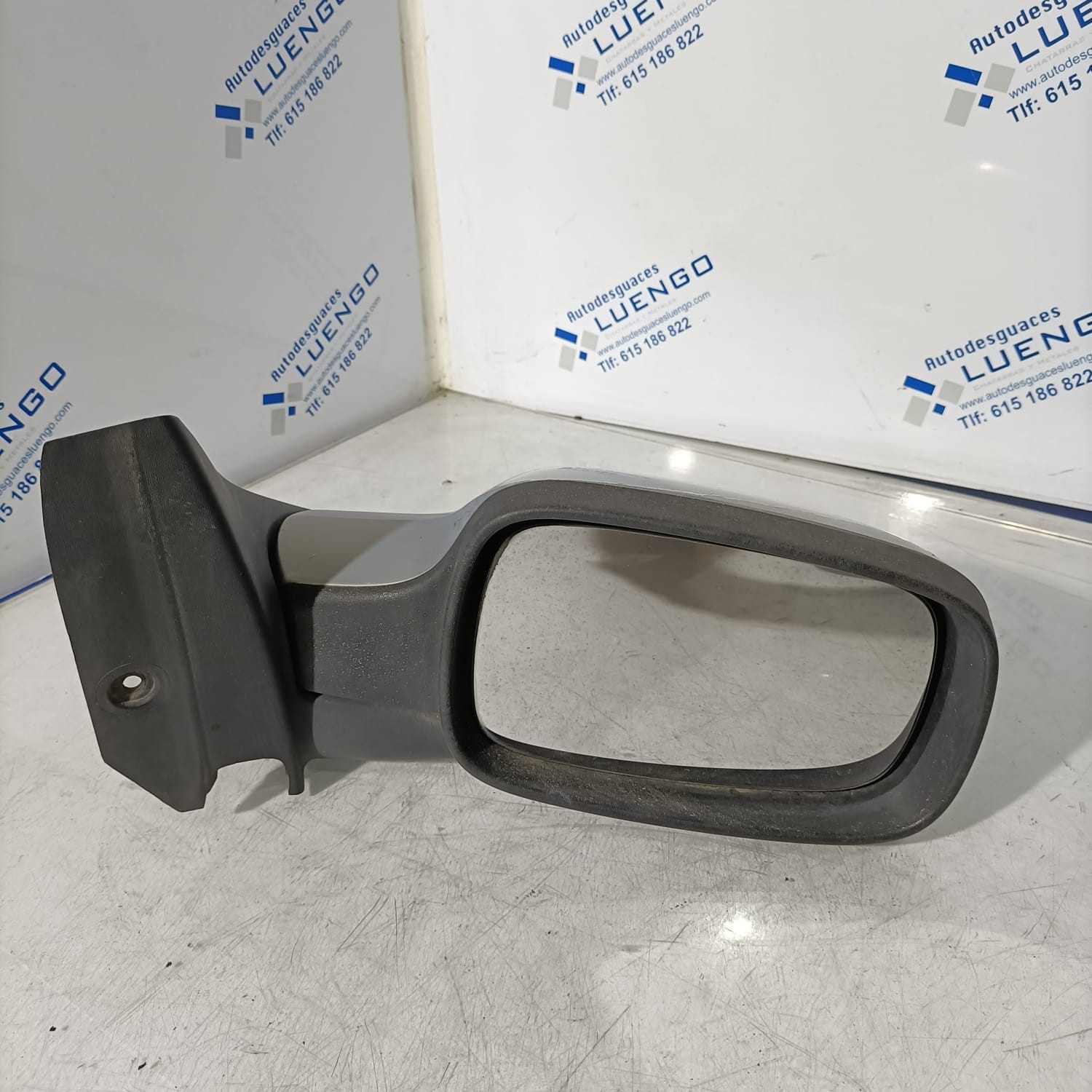 Retrovisor derecho Renault Scenic 2005