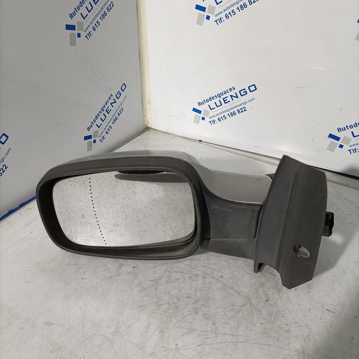 Retrovisor izquierdo Renault Scenic 2005