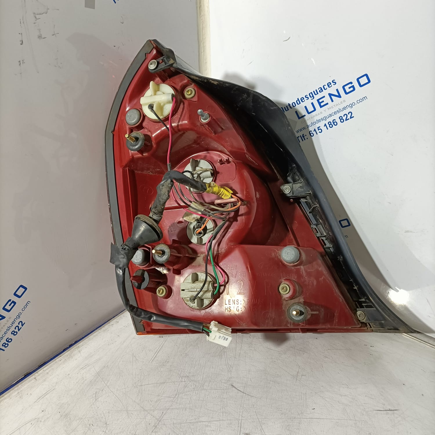 Piloto trasero derecho Hyundai Elantra 2004