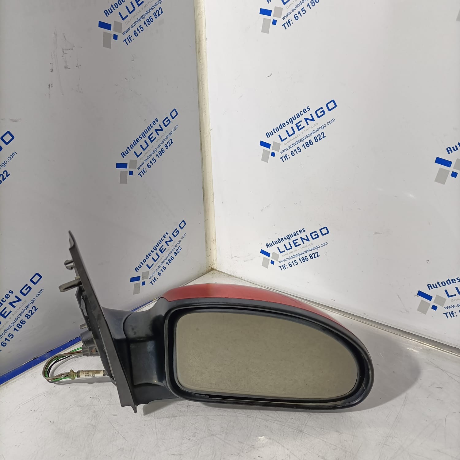 Retrovisor derecho Ford Focus 2004