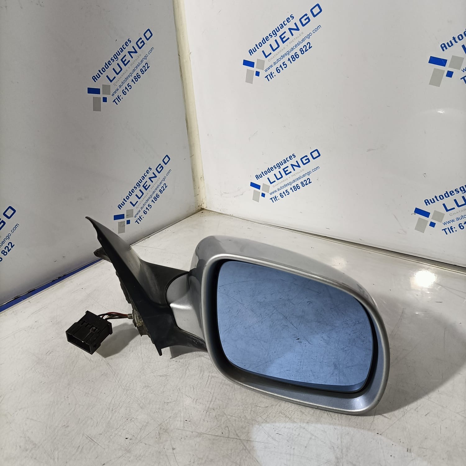 Retrovisor derecho Audi A6 2000
