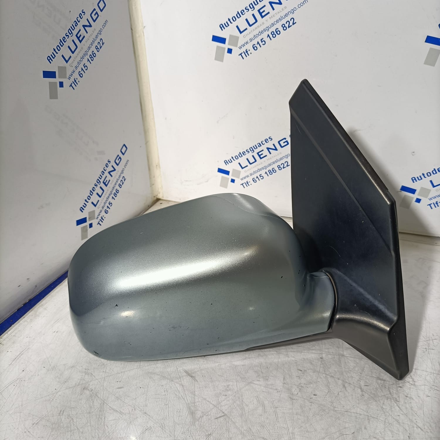 Retrovisor derecho Mitsubishi Space Star 2003
