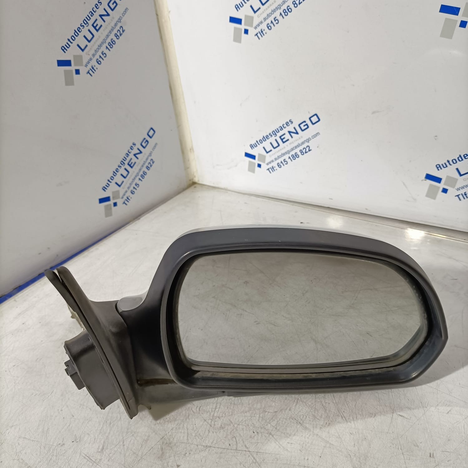 Retrovisor izquierdo Hyundai Elantra 2004