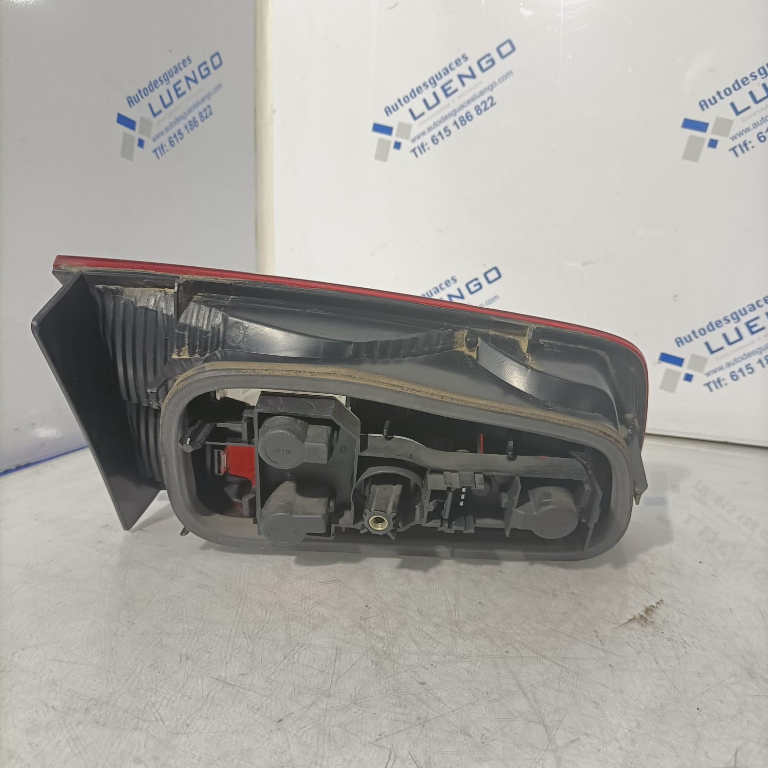 Piloto trasero derecho interior Renault Laguna 1997