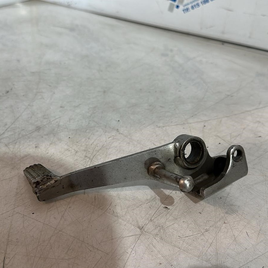Pedal de freno Kawasaki Z750 2007