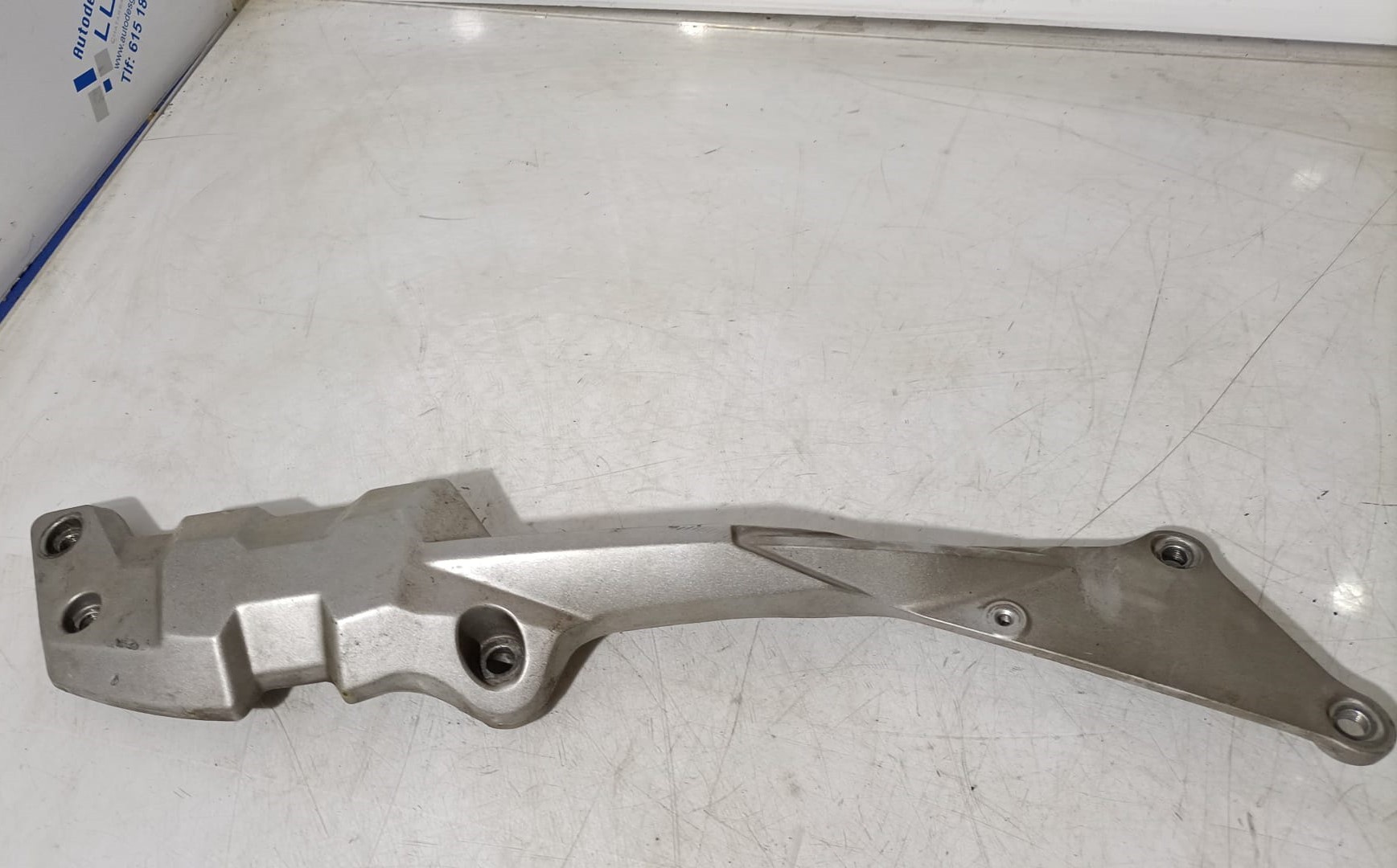 Soporte motor lado izquierdo Kawasaki Z750 2007