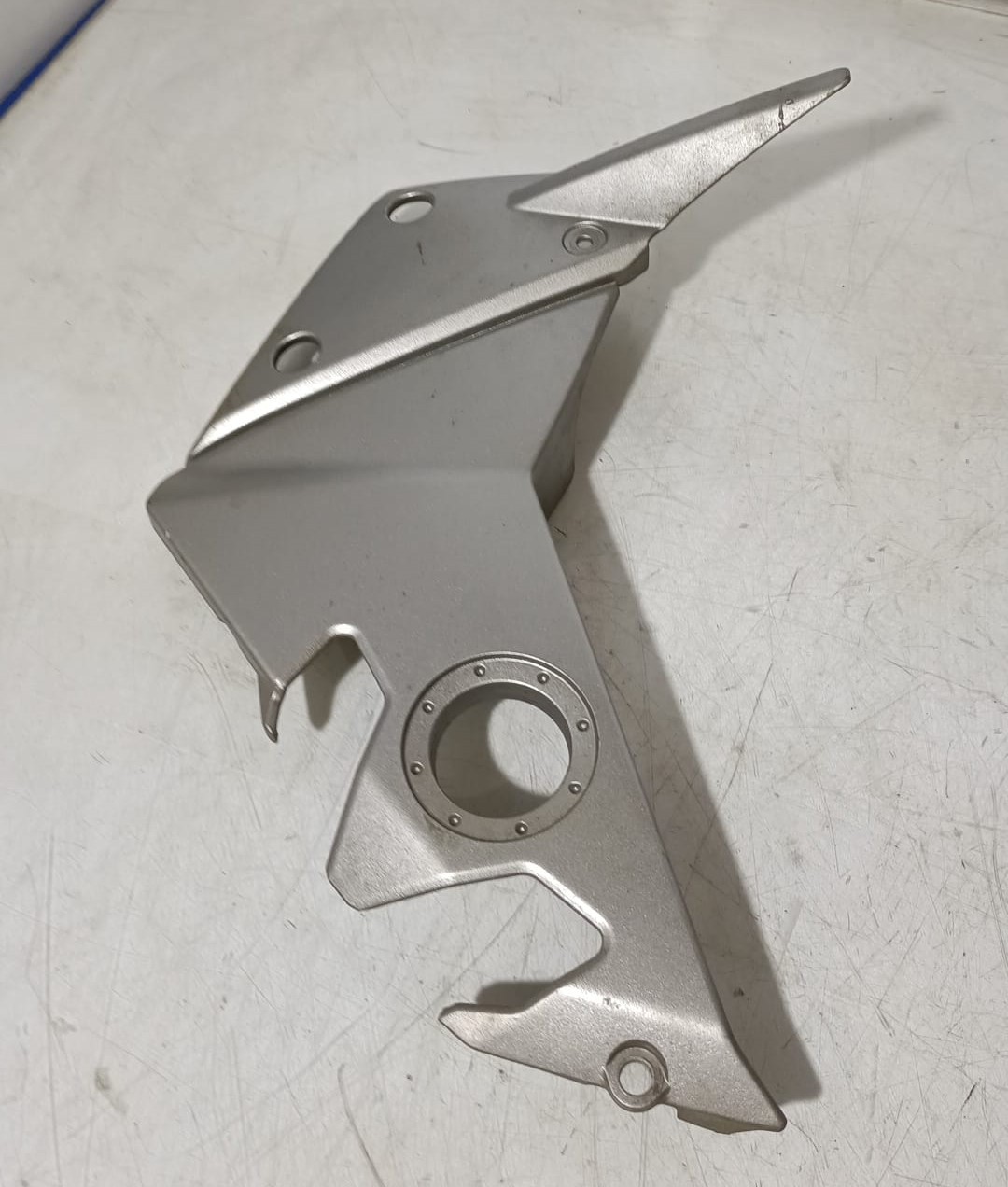 Tapa de chasis lado derecho Kawasaki Z750 2007