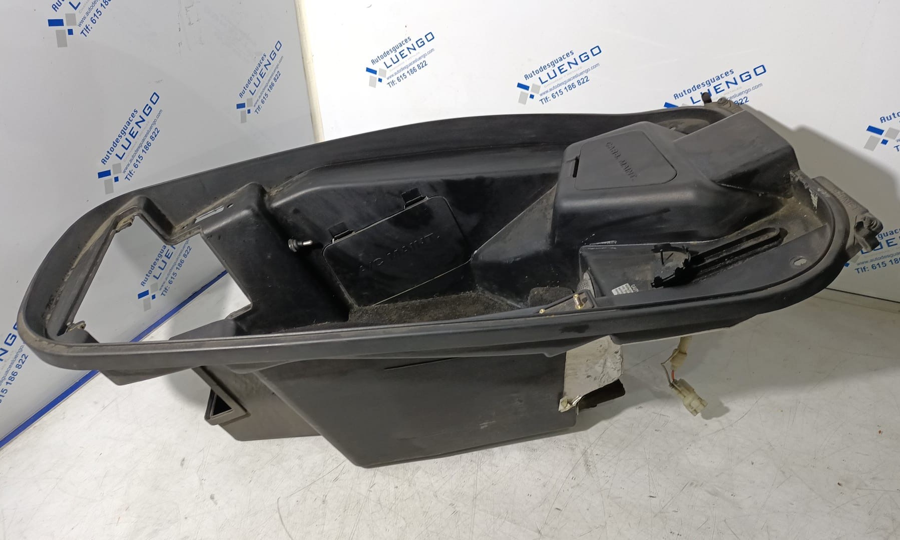 Baúl bajo asiento Kymco Xciting 500 2006