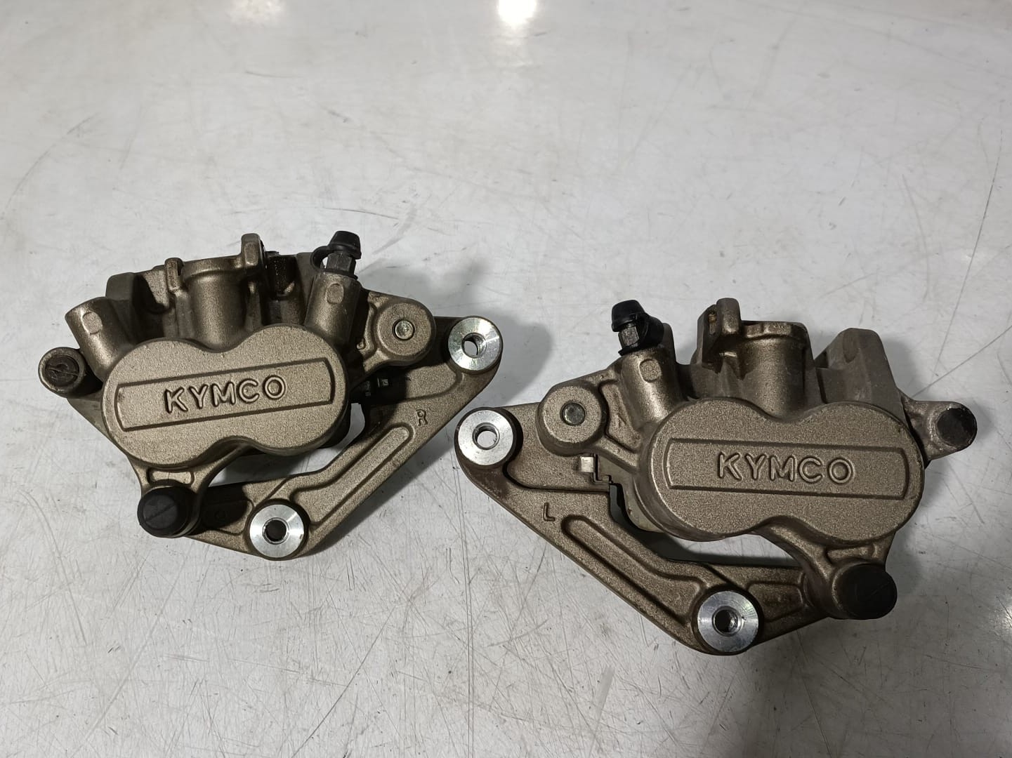 Pinzas freno delantero Kymco Xciting 500 2006