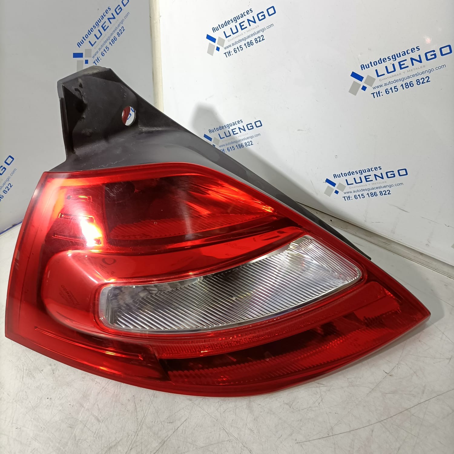Piloto trasero izquierdo Renault Megane GT 2007