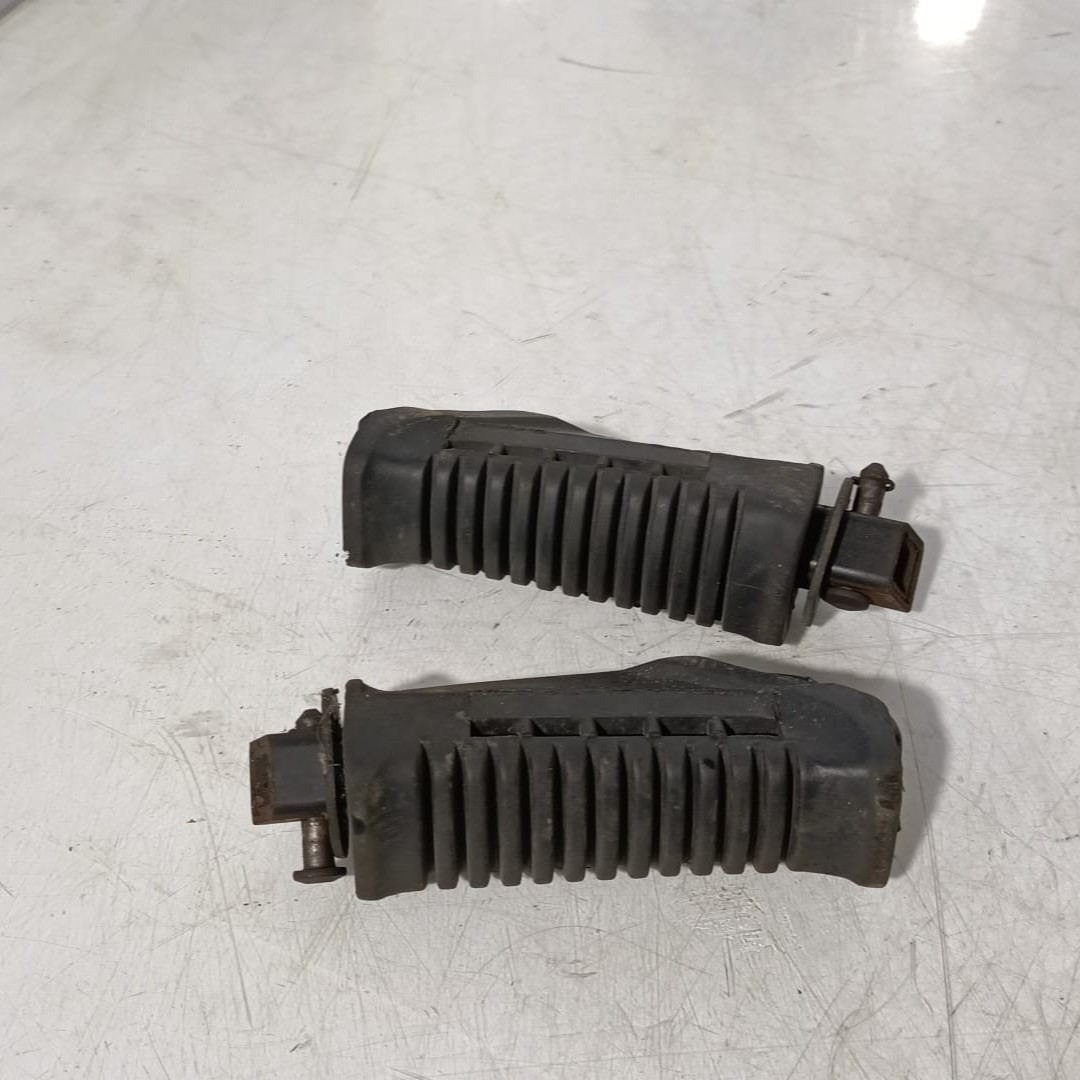 Estriberas pasajero Suzuki GS 500 F 2007