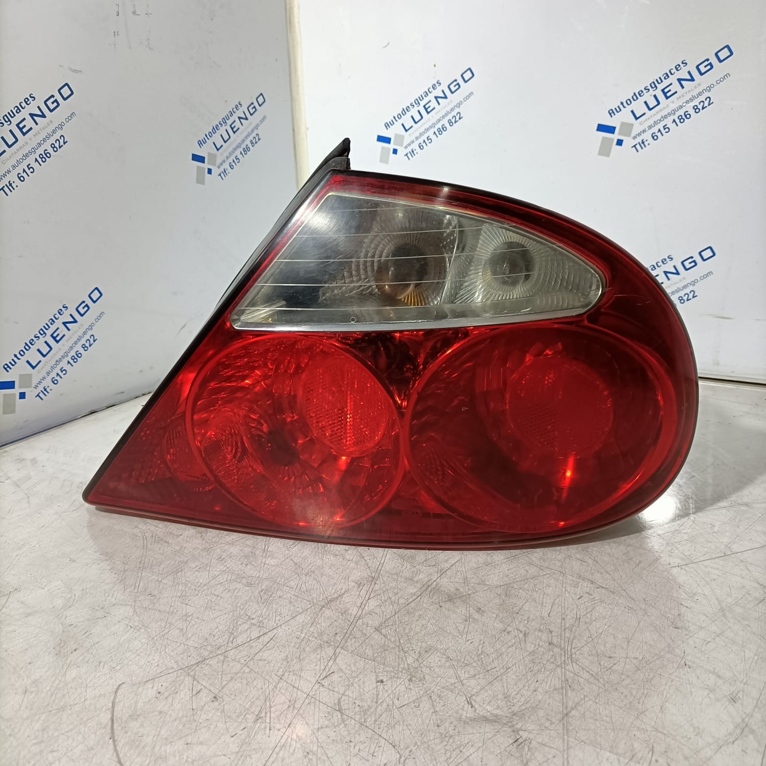 Piloto trasero derecho Jaguar S-Type 2002