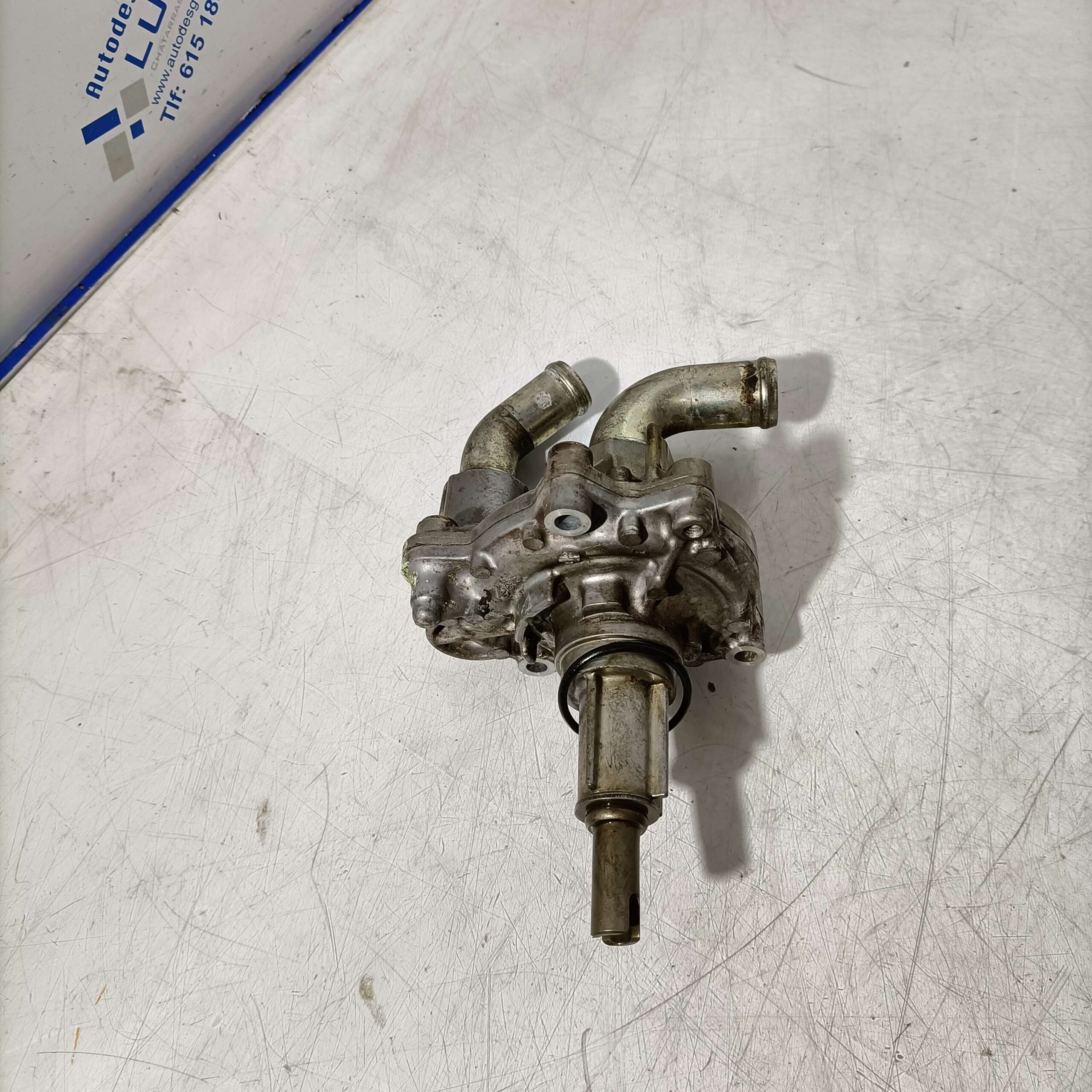 Bomba de agua Honda CB 650 F 2014