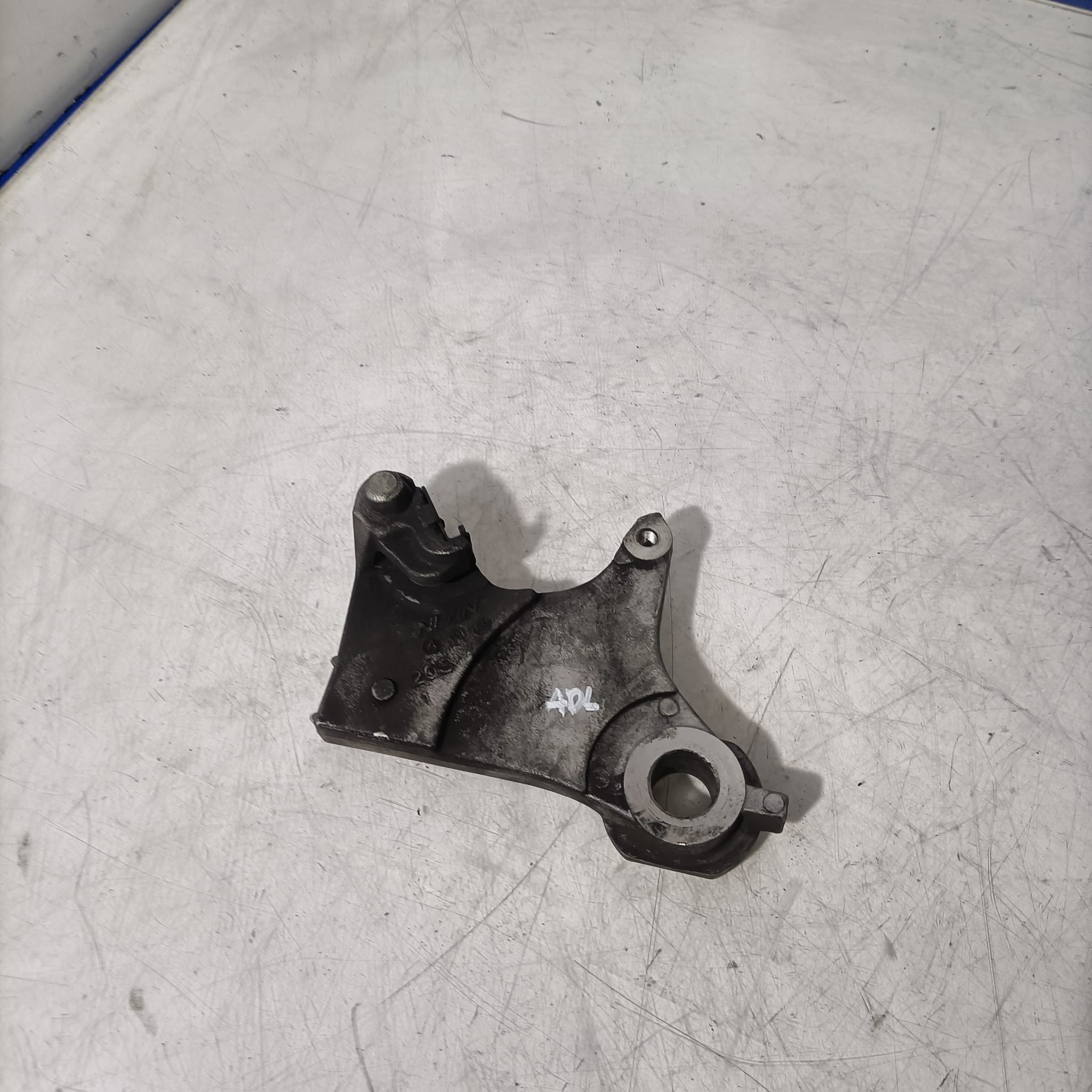 Soporte pinza freno trasero Yamaha MT 07 2017