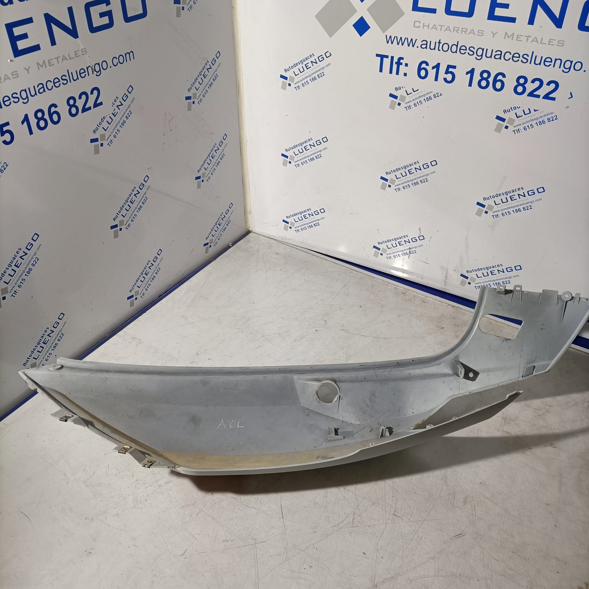 Lateral trasero derecho Sym Joymax 300i ABS 2018