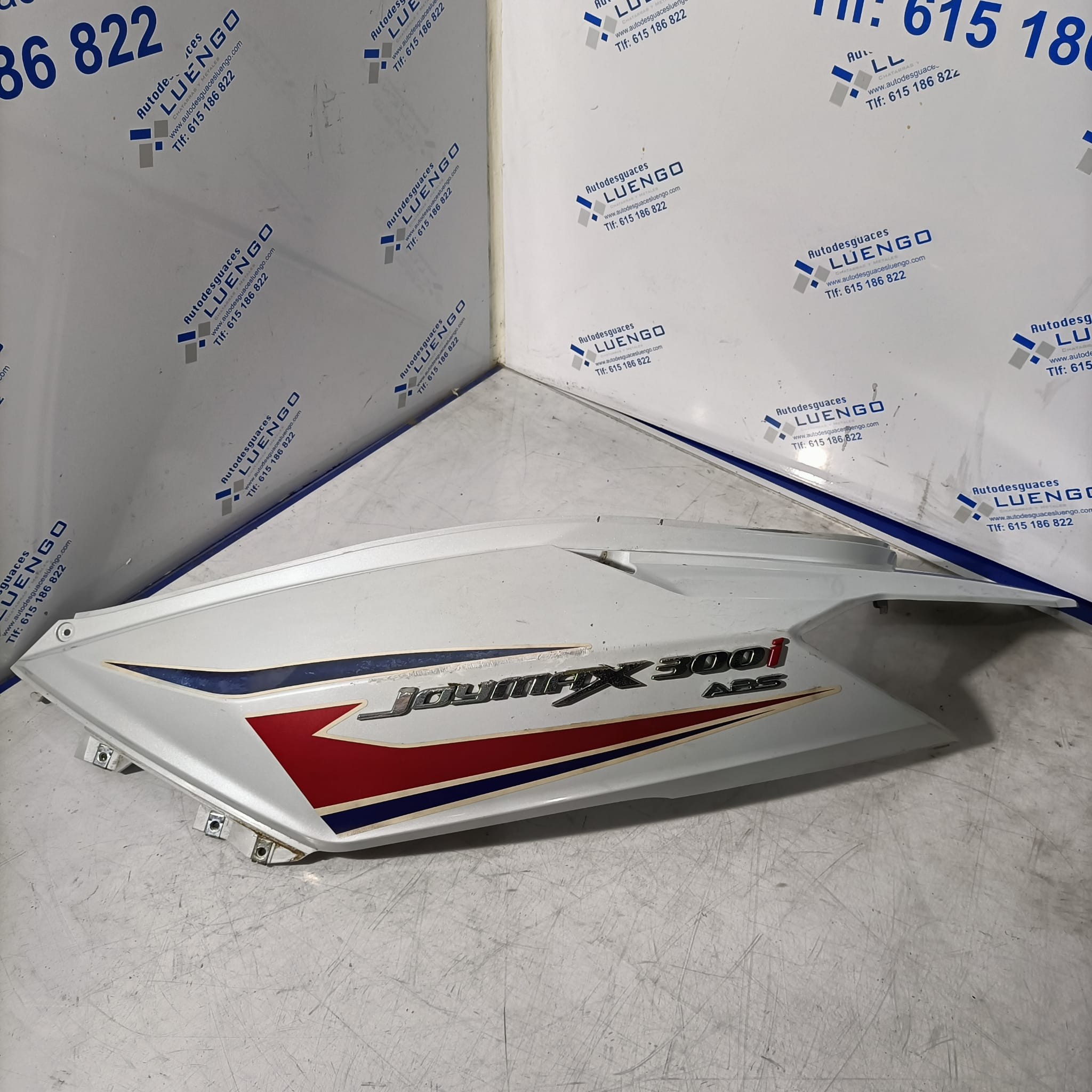 Lateral trasero izquierdo Sym Joymax 300i ABS 2018