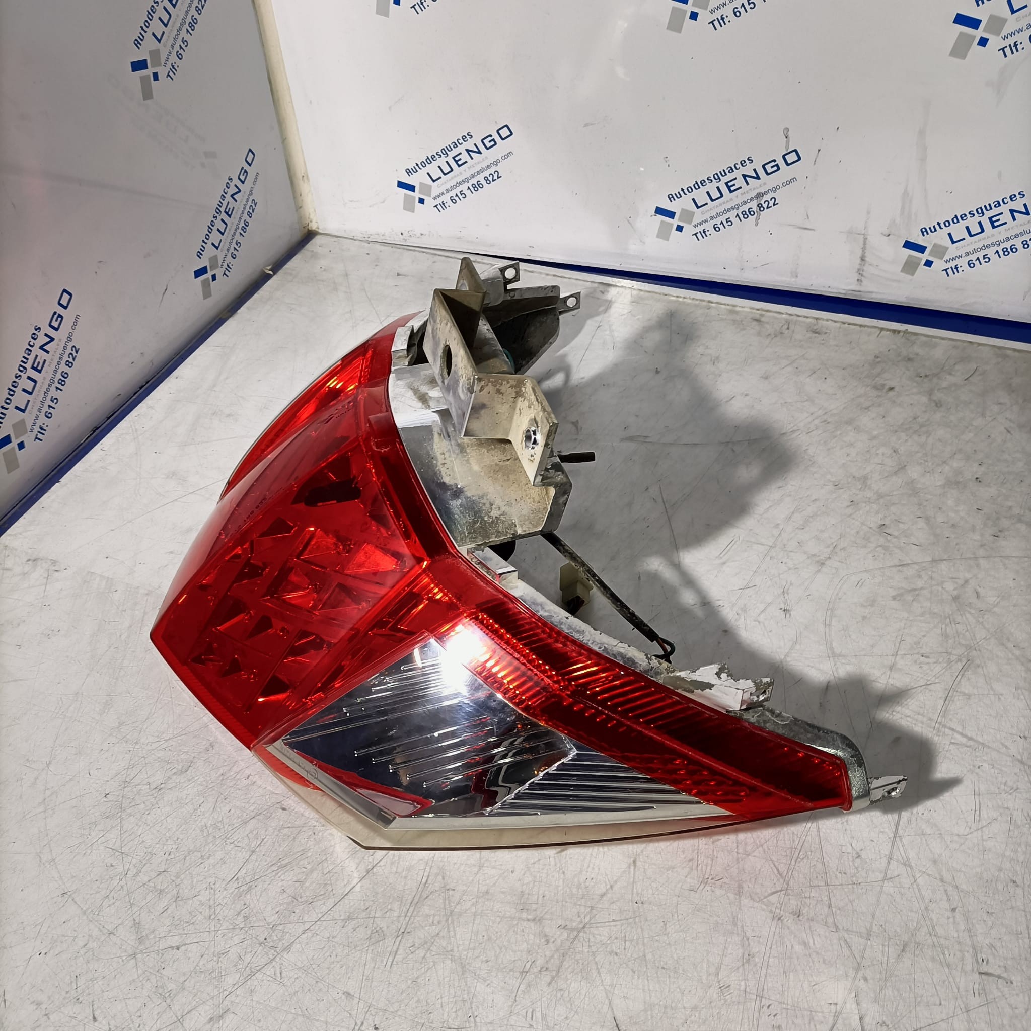 Piloto trasero Sym Joymax 300i ABS 2018