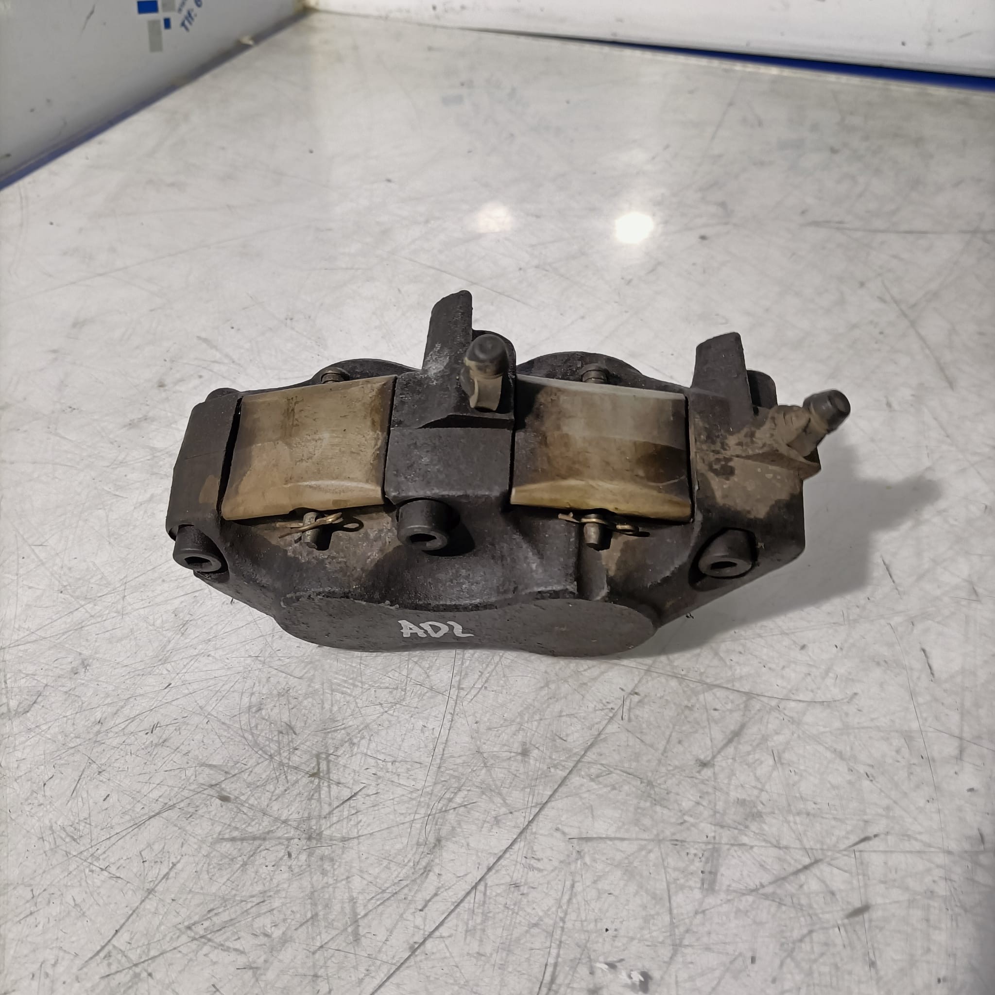 Pinza freno delantero Sym Joymax 300i ABS 2018