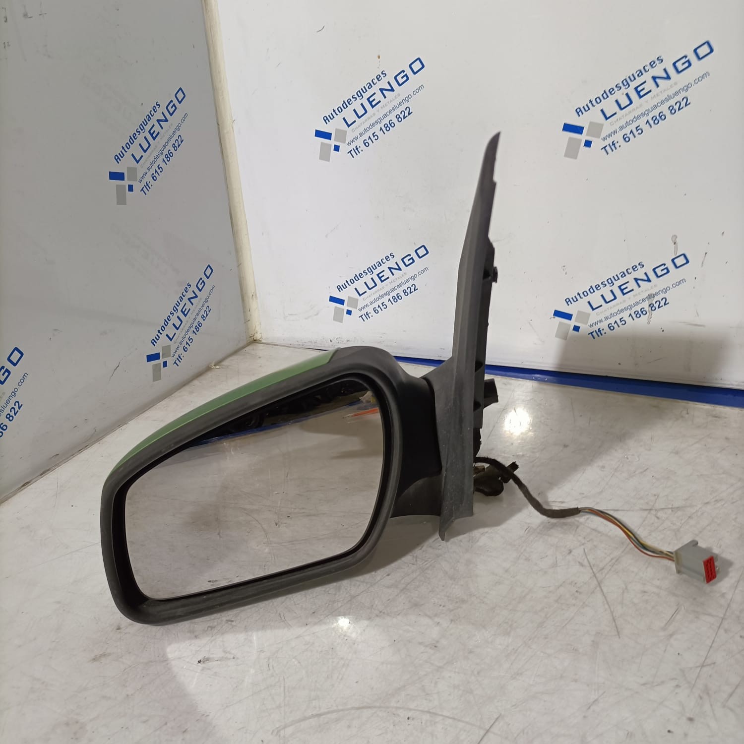 Retrovisor izquierdo Ford Fiesta 2006