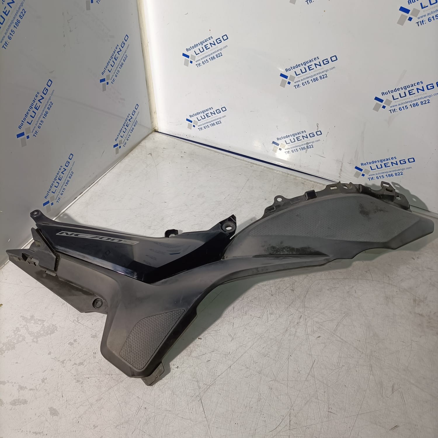 Lateral derecho Honda NC 700 SD 2012