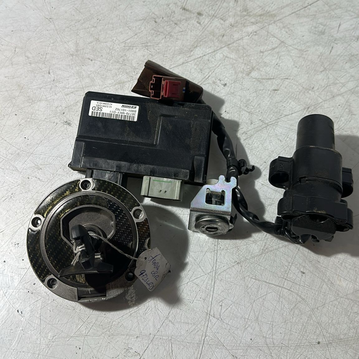 Juego cerraduras y centralita Honda CBR 650 R 35 KW 2021