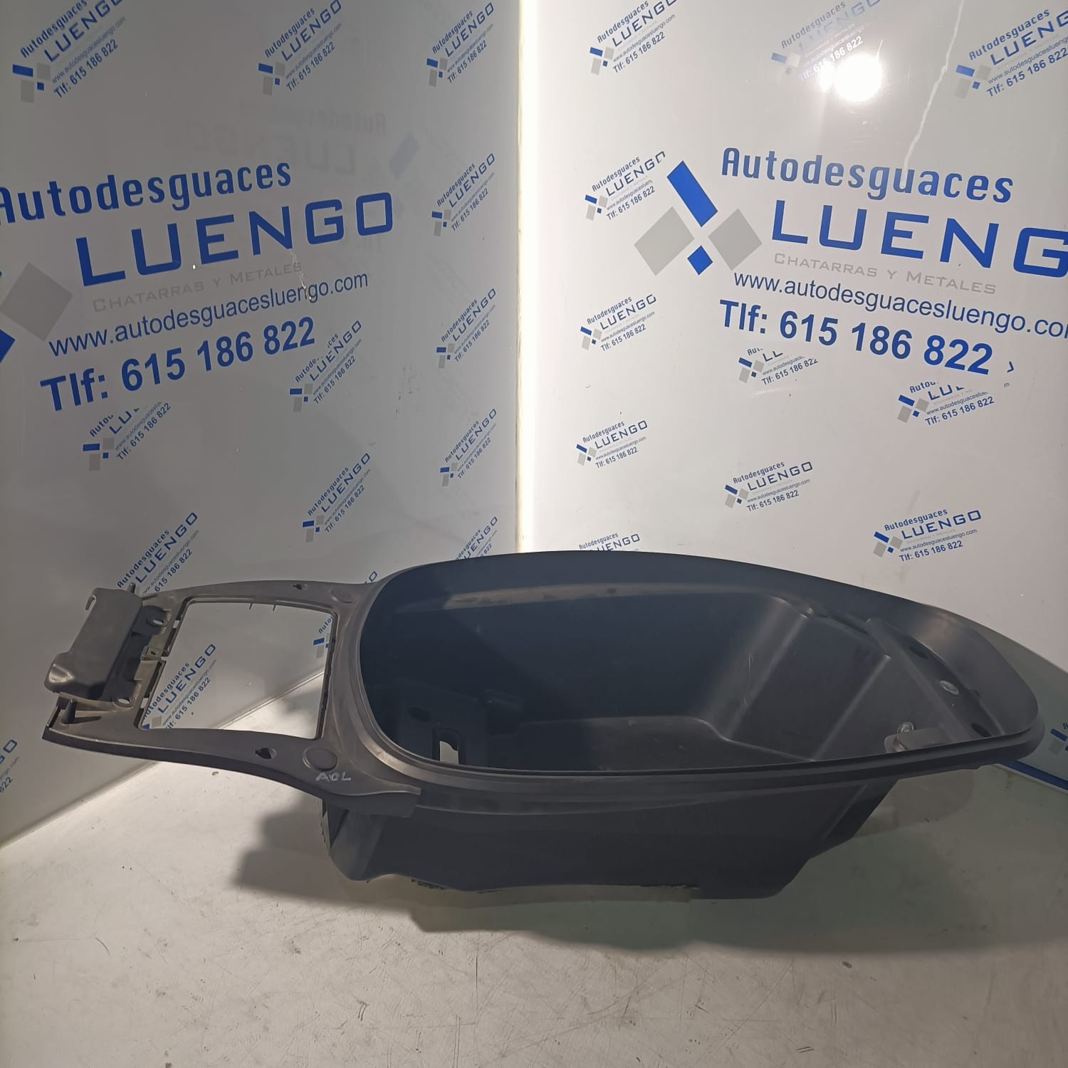 Baúl bajo asiento Kymco Xciting 400 2016