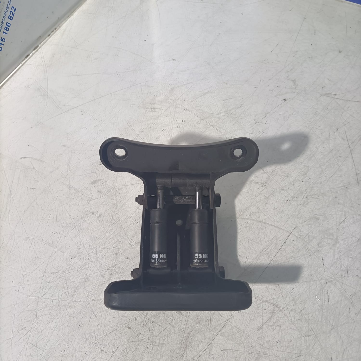 Bisagra de asiento Kymco Xciting 400 2016