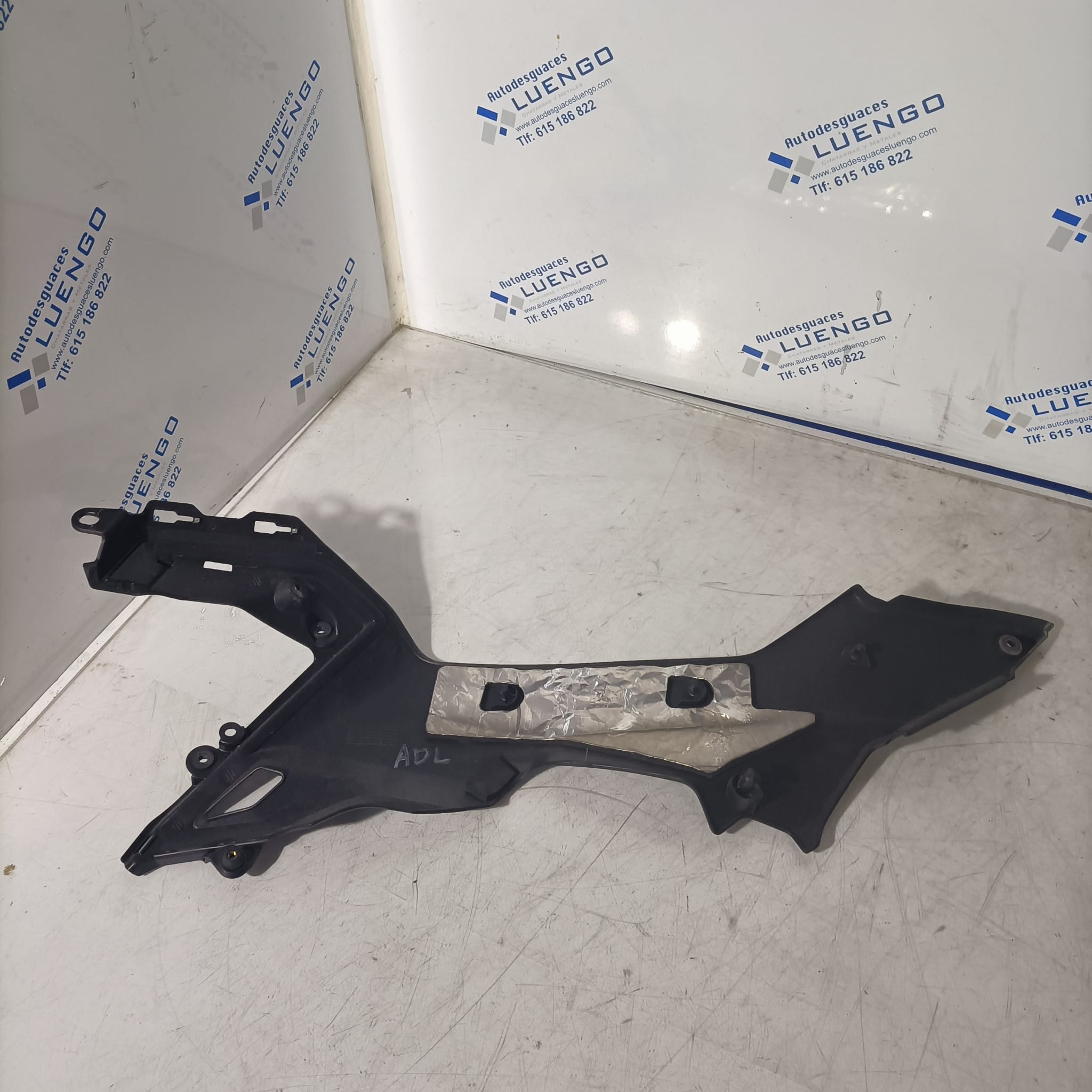 Bajo sillón lado derecho Kawasaki Z650 2022