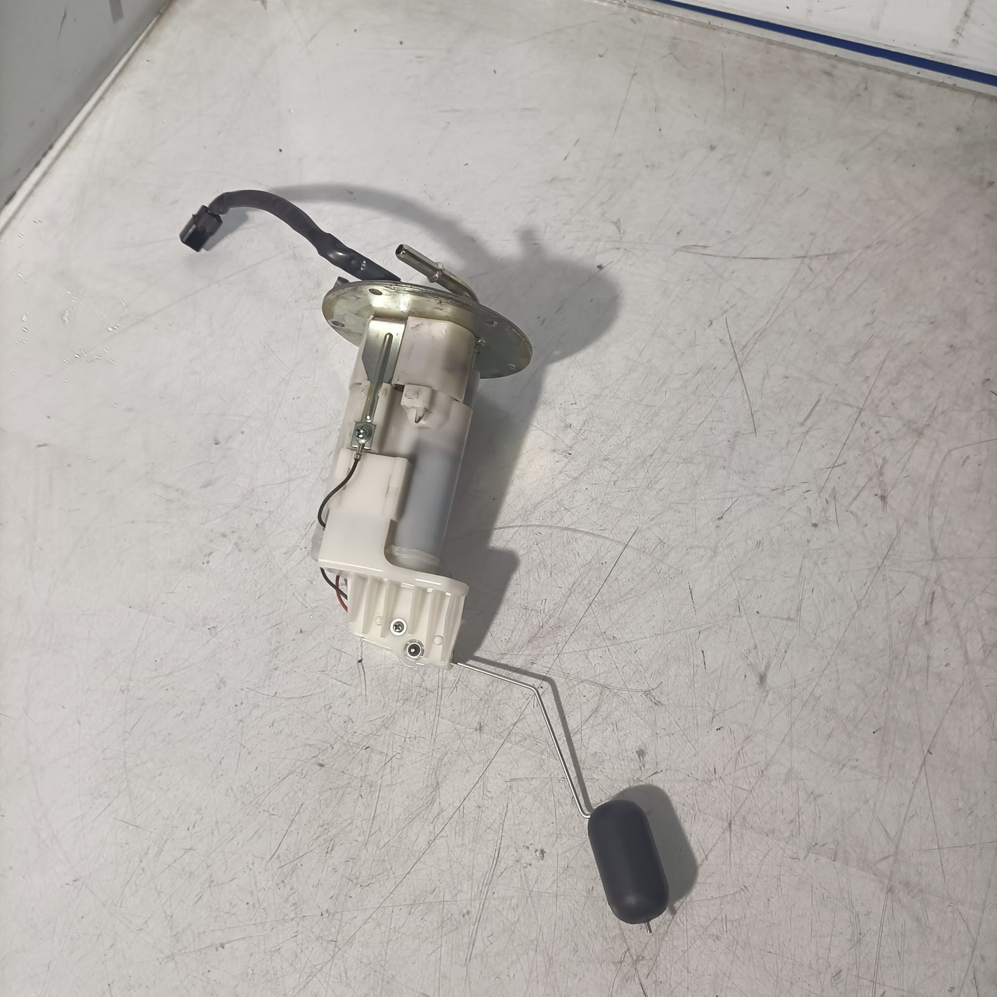 Bomba gasolina Kawasaki Z650 2022