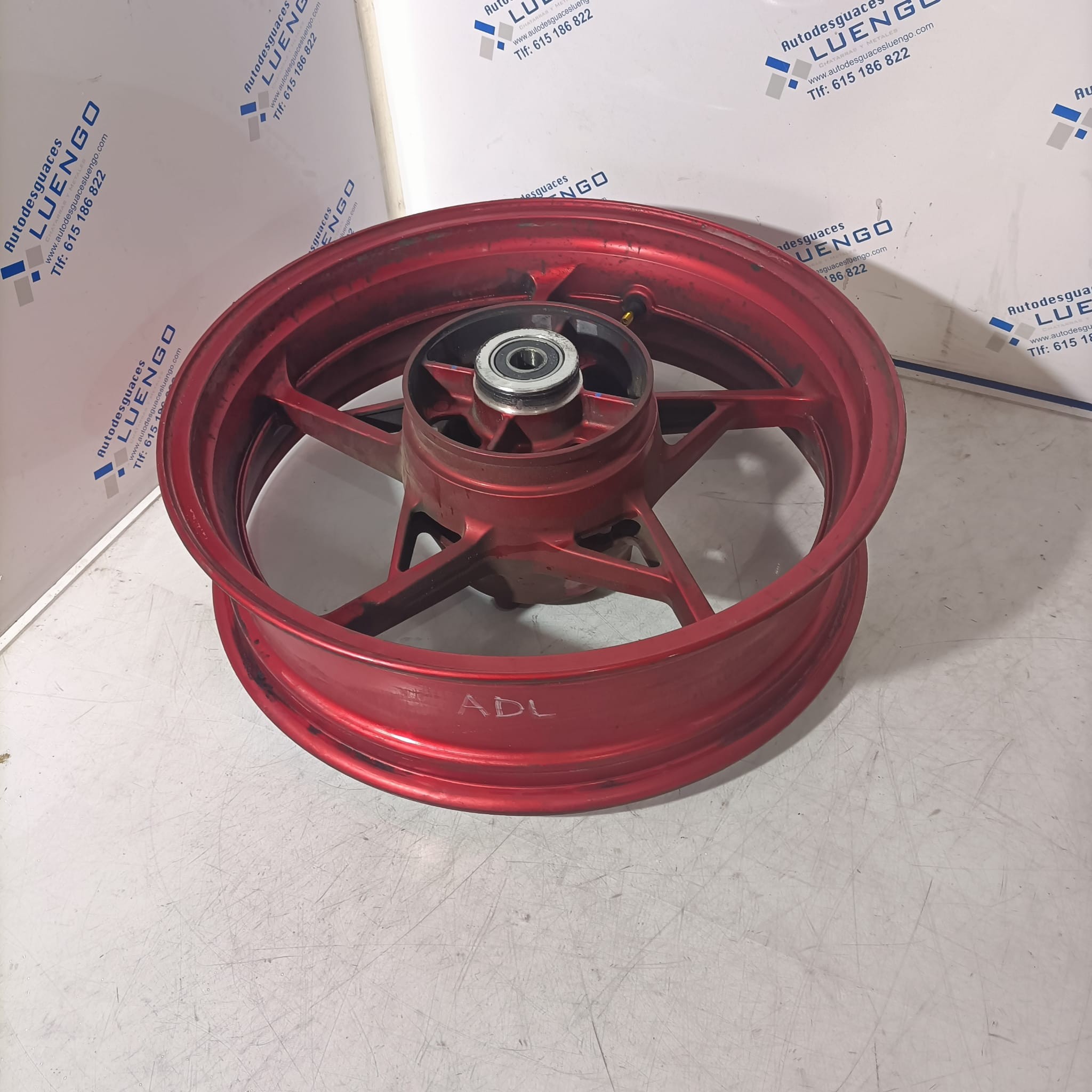 Llanta trasera Kawasaki Z650 2022