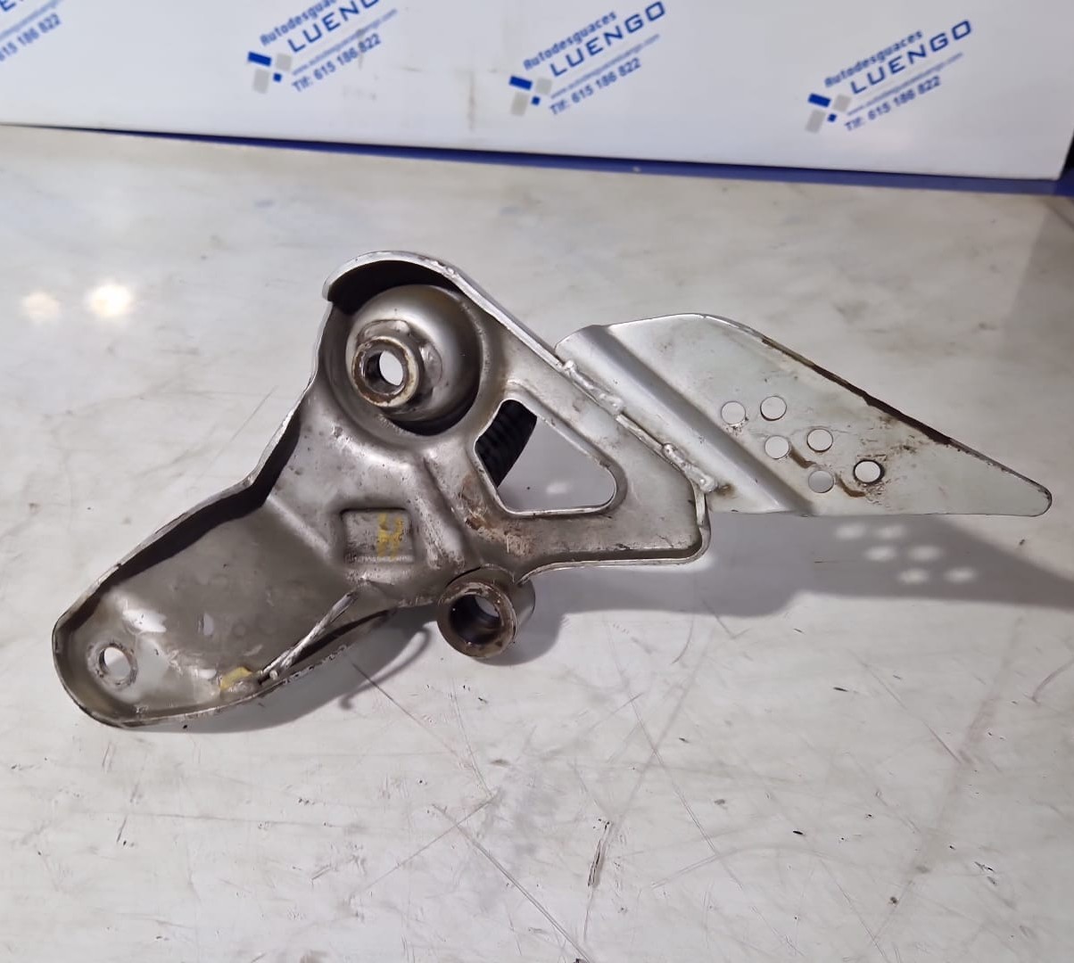Estribera derecha Honda CBF 125 2008