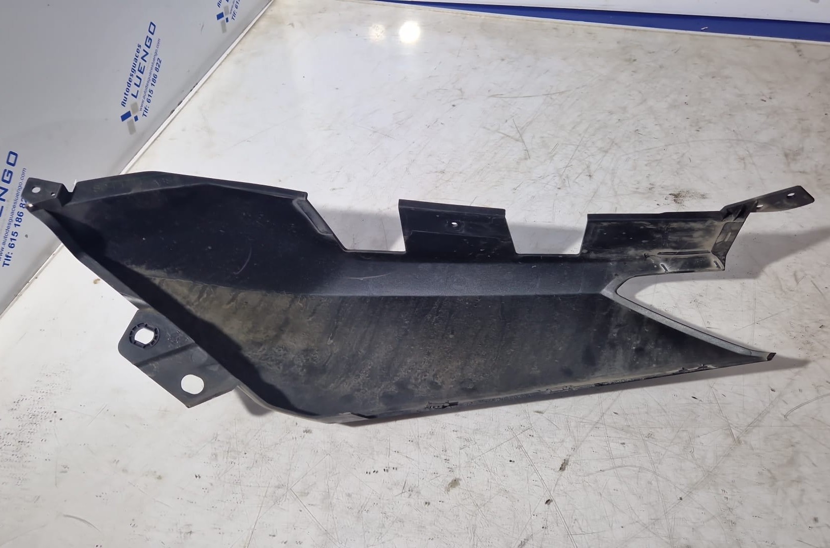Lateral trasero derecho Yamaha Xmax 125 2016