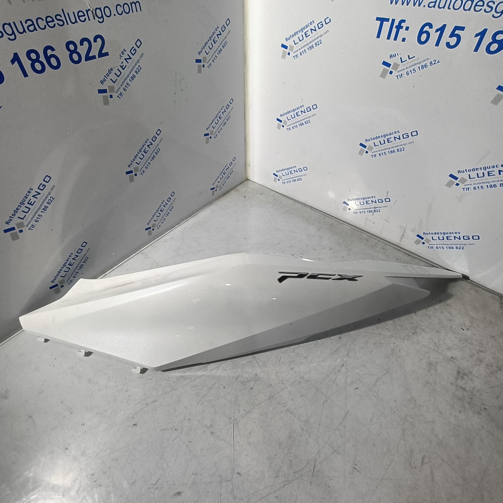 Lateral trasero izquierdo Honda PCX 125 2025