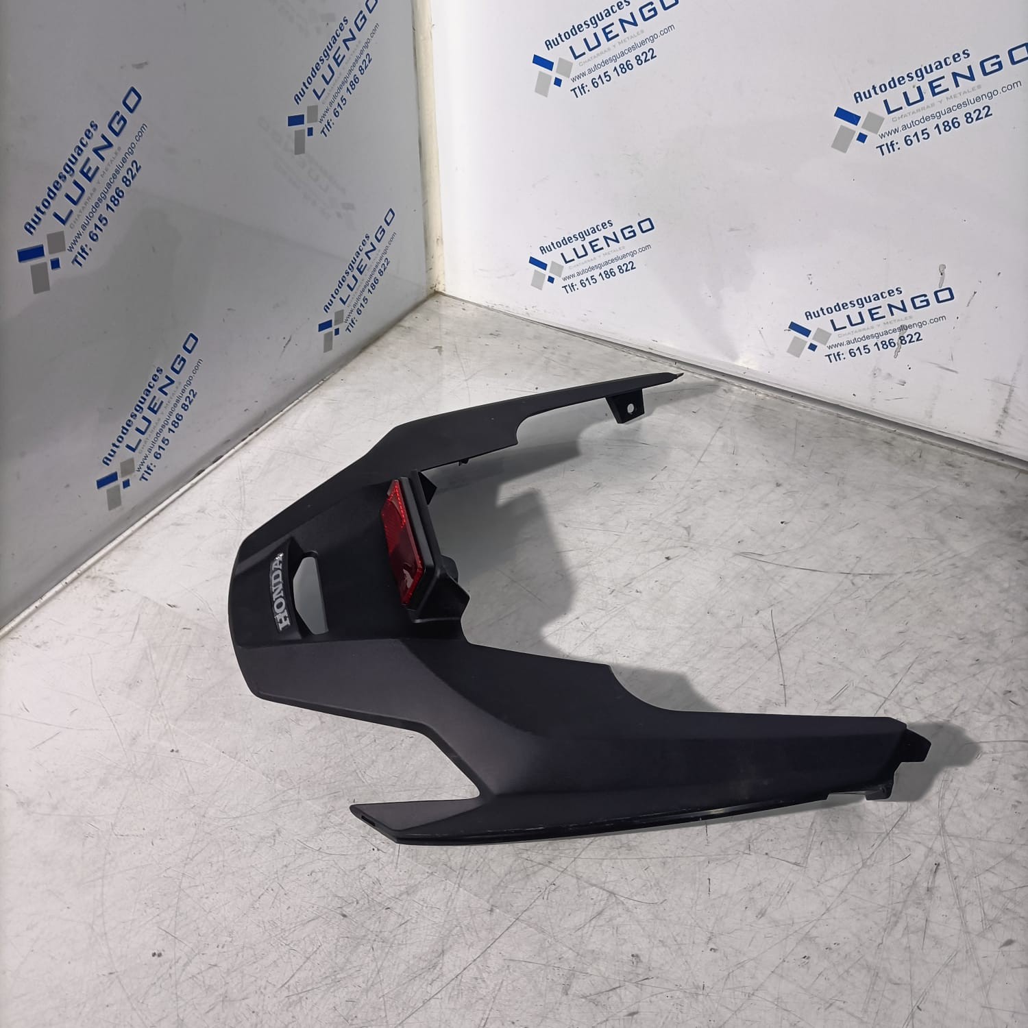 Parte inferior piloto trasero Honda PCX 125 2025