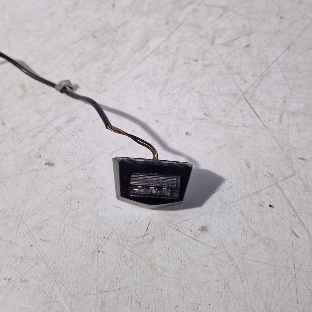 Luz de matrícula KTM 390 Duke 2014