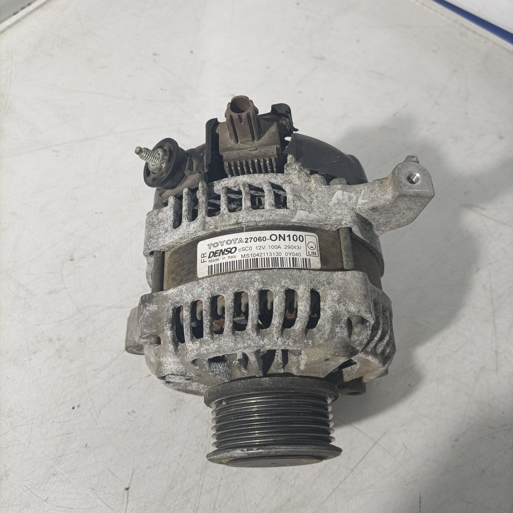 Alternador Toyota Auris 2014